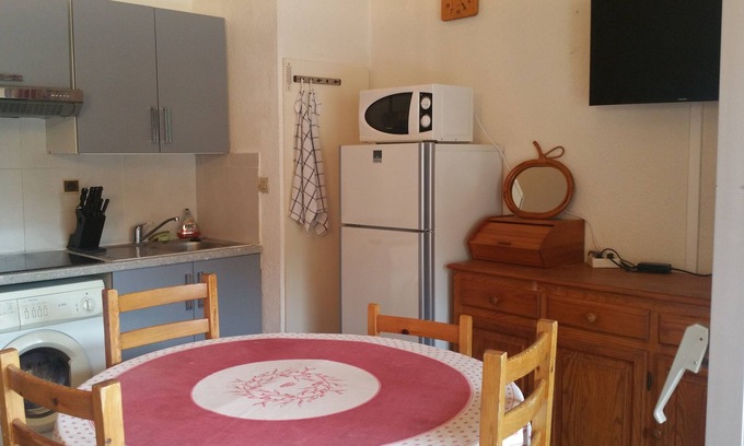Bastide Giraud Apartamento | Residencia provenzal Piscina Estacionamiento WIFI 2 kms Mar Villeneuve Loubet 3 Habitaciones