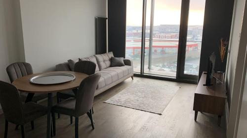 Mustafakemalpasa Apartamento | Residence Retro9 B-Blok Ataköy Apart 2 Rooms WIFI Pool Istanbul
