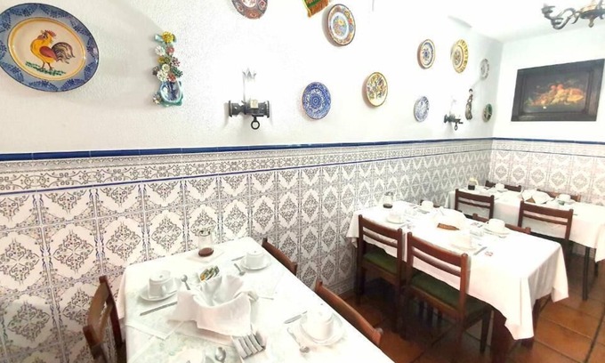 Uniao de Freguesias do Centro Hotel | Residencia LIS B&B and Parking