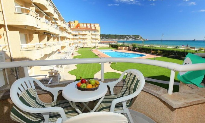 Els Griells Apartamento | Residencial Manureva II by Interhome