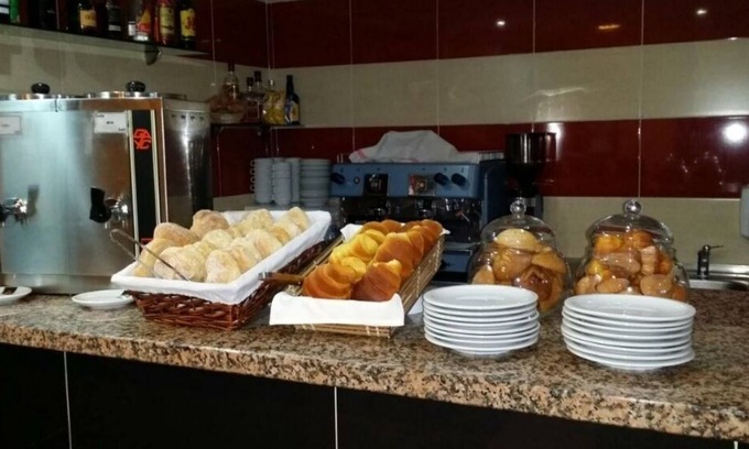 Guarda Cama Y Desayuno | Residencial Pinto