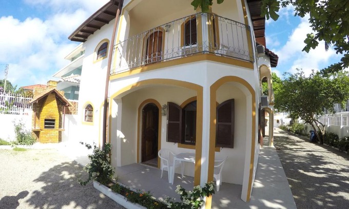 Cachoeira do Bom Jesus Apartamento | Residencial Sombreiro