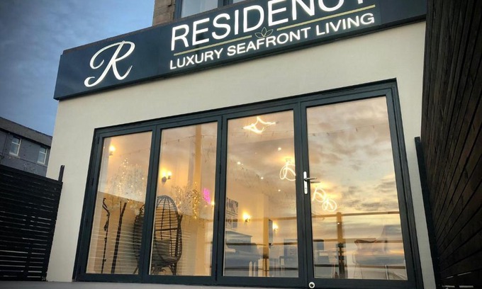South Shore Hotel | RESIDENCY LUXURY SEAFRONT HOTEL