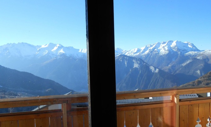 Eclose-Est Apartamento | Residential SUPER HUEZ