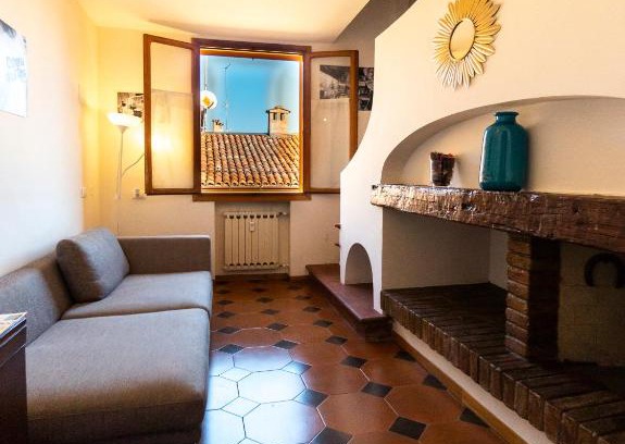 Historic Center Apartamento | Residenza Ariosto Depandance by Studio Vita