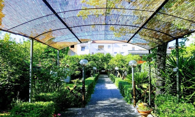 San Marco Evangelista Apartamento | Residenza Caserta Sud - Apartamento con jardín