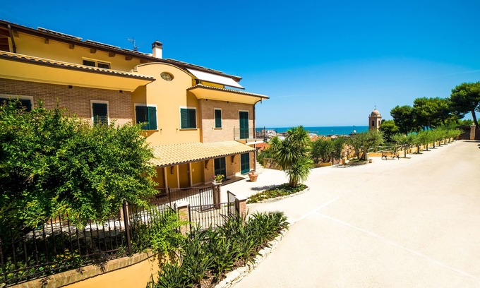 Cupra Marittima Apartamento | Residenza Marano - Suite Cangrejo