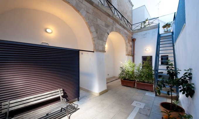 Lecce Cama Y Desayuno | Residenza Pizziniaco