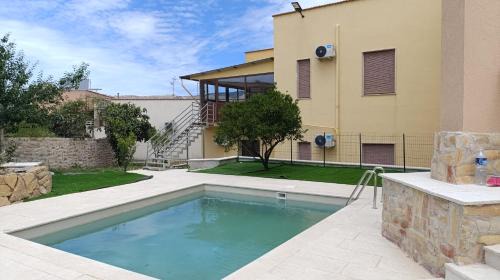 Buseto Palizzolo Apartamento | Residenze Ancona con Piscina