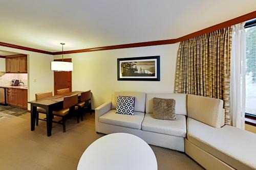 Olympic Valley Apartamento | Resort at Squaw Creek's 521