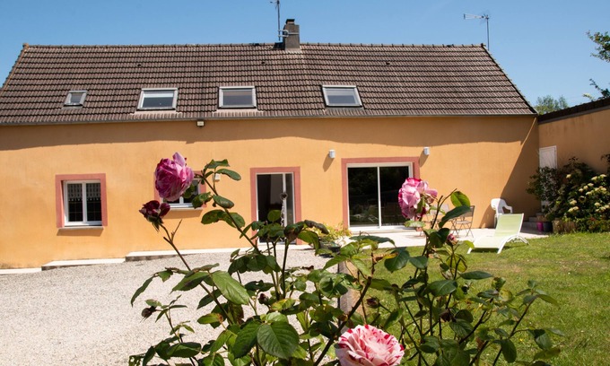 Montsenelle Casa | Resort between Utah Beach and Barfleur