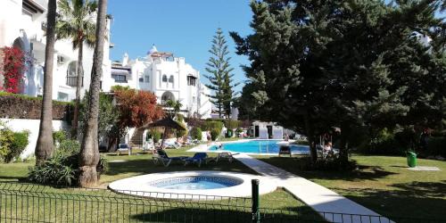 Sitio de Calahonda Apartamento | Resort Calahonda Garden-Medina del Zoco Beach by H&H