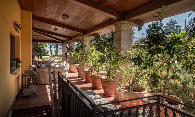 Castelnuovo Complejo | Resort e Spa San Crispino