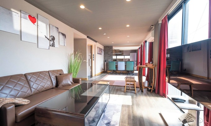 Utazu-cho Apartamento | Resort hotel suite / Sakaide Kagawa