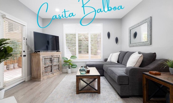 Bankers Hill Apartamento | Resort like amenities, just one block from Balboa Park