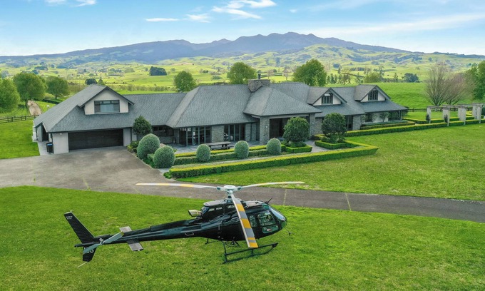 Waipa District Casa | Resort Luxury at its Finest
