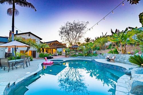 Encinitas Casa | Resort style back yard heated pool and spa