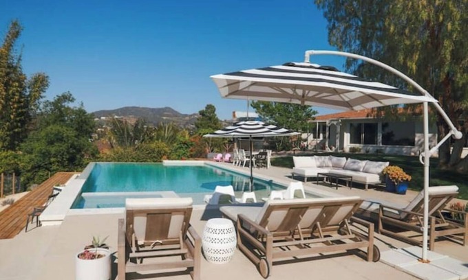 Vista Casa | Resort style home close to the beach and Legoland