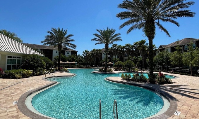 Deerwood Apartamento | Resort style oasis 10 min from all local hospitals