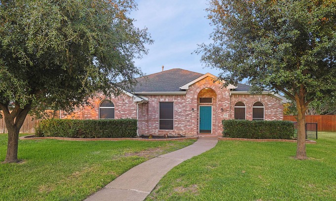 Mesquite Casa | Resort-Style Pool Home with Cinema, Gaming, & Hot