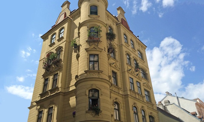 Sankt Ulrich Apartamento | Respect for the old but a reverence for a modern living ♥