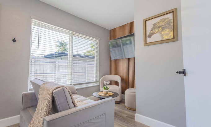 Croissant Park Apartamento | Rest A Shore - Central, Cozy 1BR