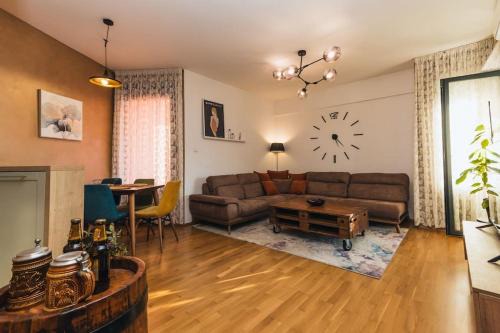 Podgorica Apartamento | Rest and Fun - Darts, PlayStation 4, Board games