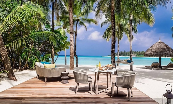 Reethi Rah Casa | Rest and Relaxation! Balcony w/ Beach View, Private Beach, Outdoor Pool