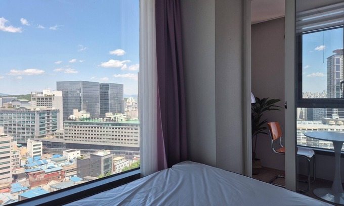 Pil-dong Apartamento | [Rest,] Myeongdong& Chungmuro/high rise city view/ bidet/ water purifier