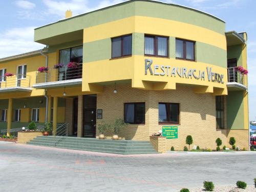 Sokolka Apartamento | Restauracja i Pokoje Gościnne Verde