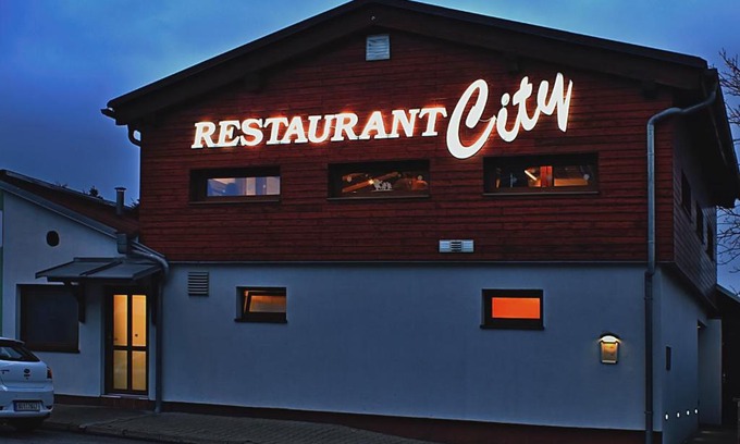 Jirkov Casa | Restaurant Penzion City