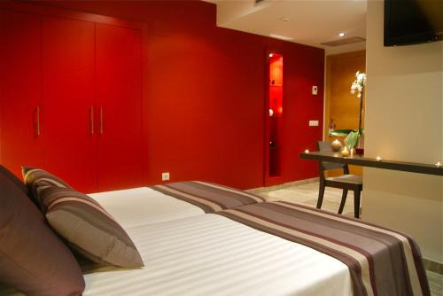 Tapis Casa | Restaurante y Alojamiento Can Mach