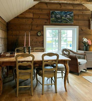 Vagsoy Casa | Restaureret Gårdshus Ved Havet I Kvalheim