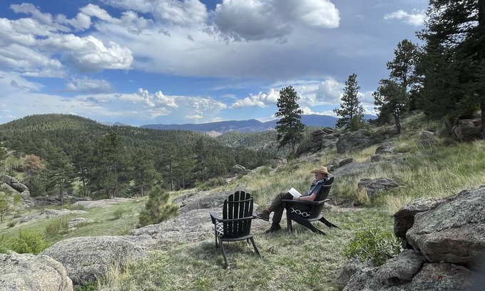 Glacier View Meadows Casa | Restful 3 Bedroom Mountain Retreat Bordering National Forest, 31+ day stays