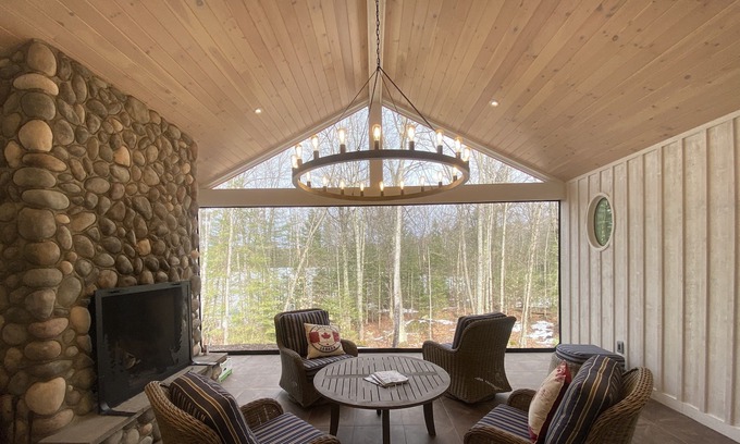 Baysville Cabaña | Restful, Blissful, Cheerful, Central Muskoka Escape