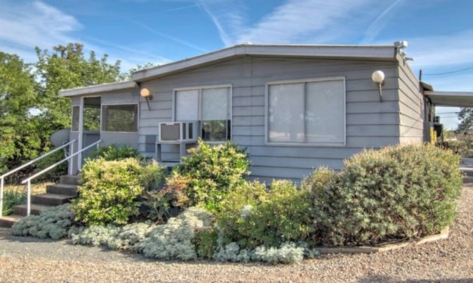 Marysville Casa | Restful & Cozy 2-Bedroom Home with Nature Setting