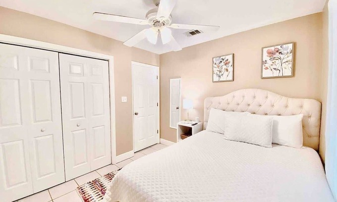 Tallahassee Casa | Restful Private Guest Room in Upgraded Home