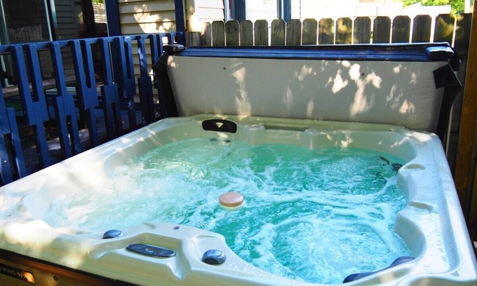 Frankfort Casa | Restoration - Romantic Getaway with Private Spa, Deck, A/C, and Great Location!