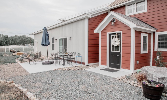 Middle Falls Otro | Restored horse stable transformed into modern designed retreat!