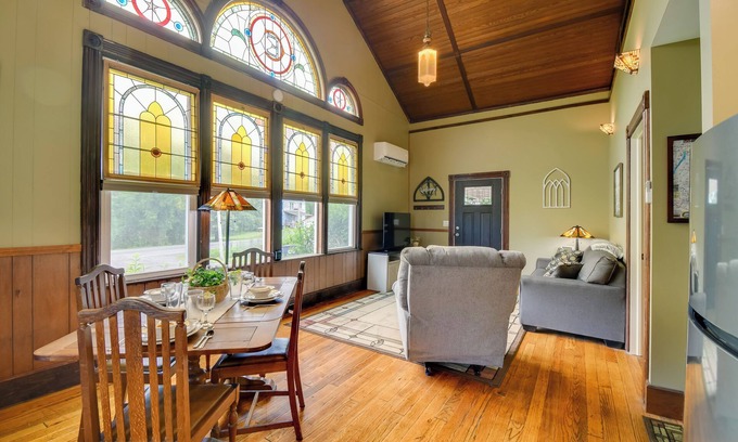 Ovid Apartamento | Restored Ovid Church Near Cayuga Lake Wine Trail