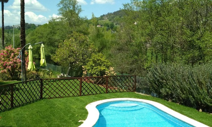 Cabeceiras de Basto Cabaña | Retiro de Montanha Acolhedor. Ideal Para Famílias. Com Piscina!