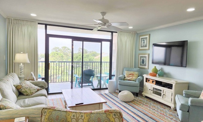 North Litchfield Beach Condominio | Precioso retiro de 514 Litchfield. Bellamente amueblado!