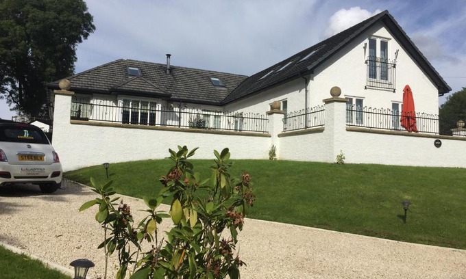 Ayr Cama Y Desayuno | Retreat at The Knowe Auchincruive Estate