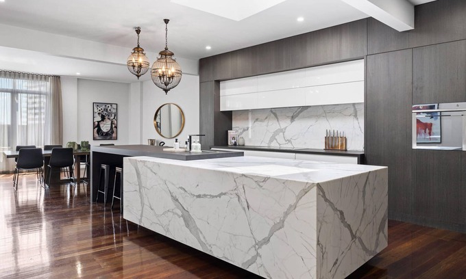 Newcastle West Apartamento | Retreat on Denison - Perfect for City Explorers!