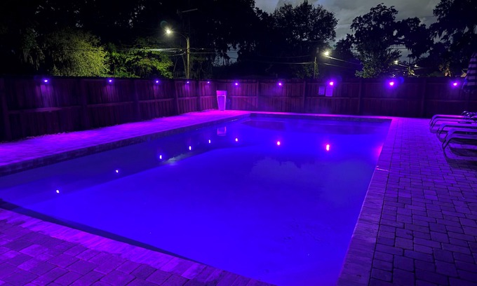 Lakewood Casa | Retreat the Marco - Heated Pool+Arcade Games Close to everything
