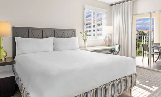 Williamsburg Complejo | RETREAT TO OUR FAMILY-FRIENDLY RESORT IN ORLANDO 2-bedroom resort Orlando