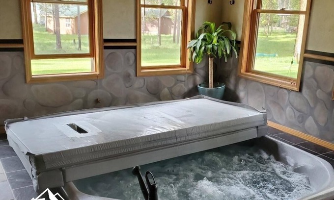 Seeley Lake Casa | Retreat to Serenity Pines! Family Fun, Relaxation & Modern Comforts w/ RV Space!