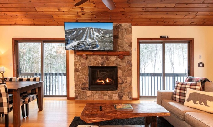 Ludlow Casa | Retreat to the mountains! Near waterfalls, golf, adventure park, hiking trails and more!