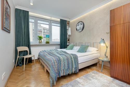 Ochota Apartamento | Retro-Style Apartment in Warsaw by Noclegi Renters