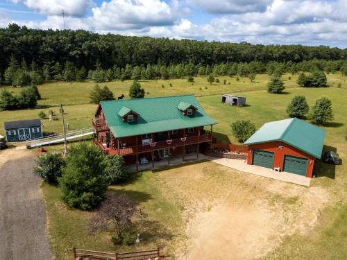 Mauston Villa | Revilo Moose Ridge Mauston